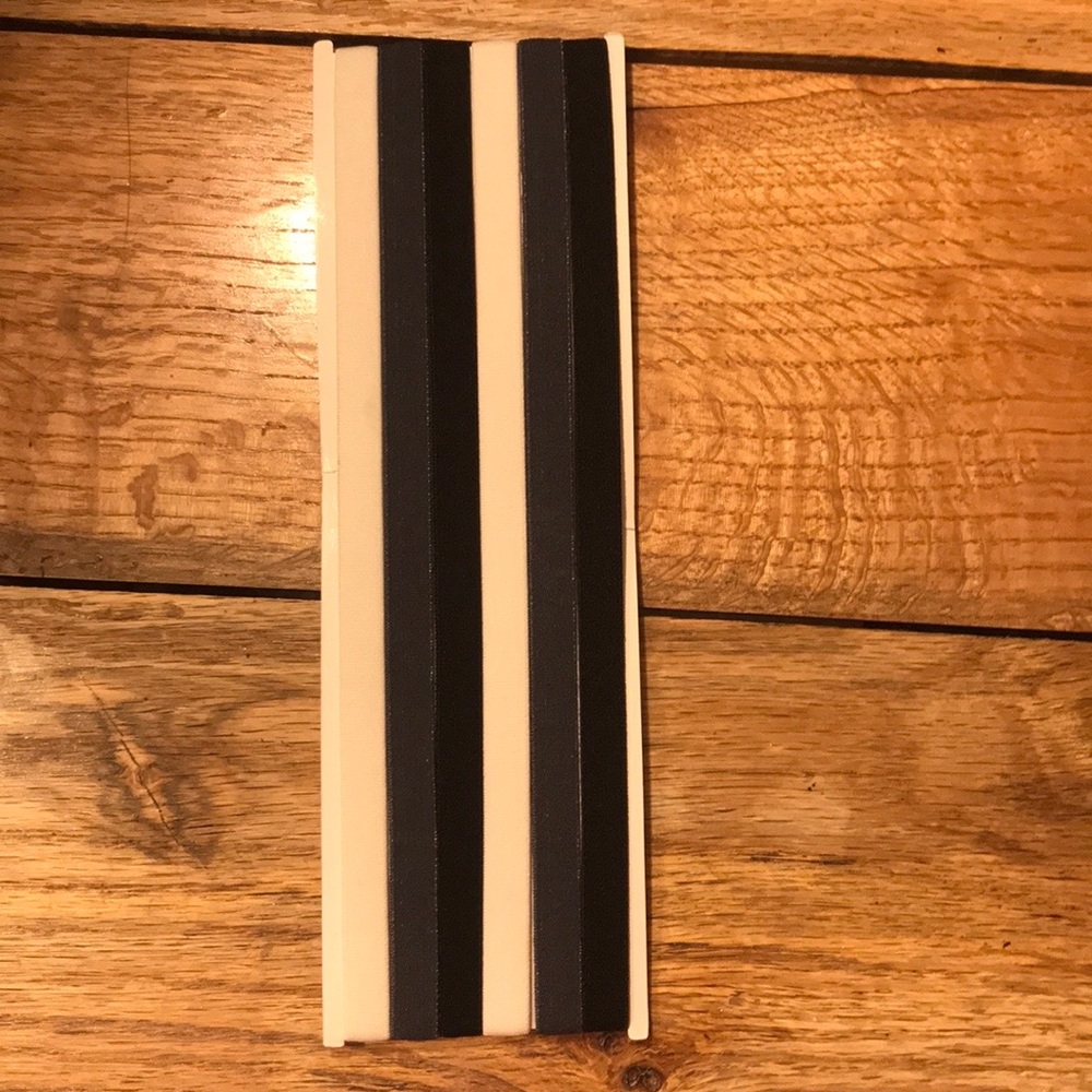 Headbands - Picture 3 of 4